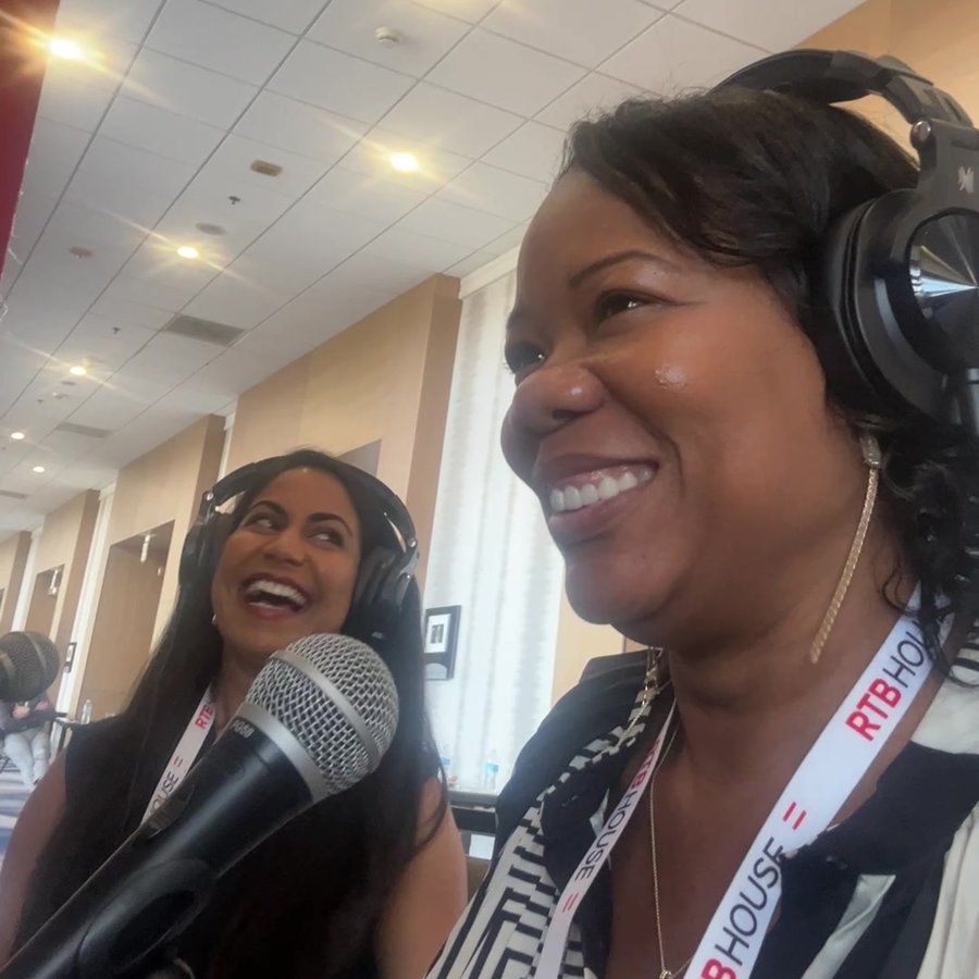 Lockie Andrews recording the Always Off Brand podcast at eTail Palm Springs 2026